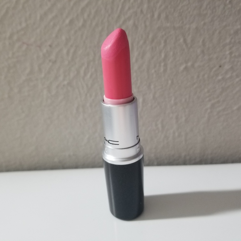 Mac Cosmetics Feeling fizzy lipstick